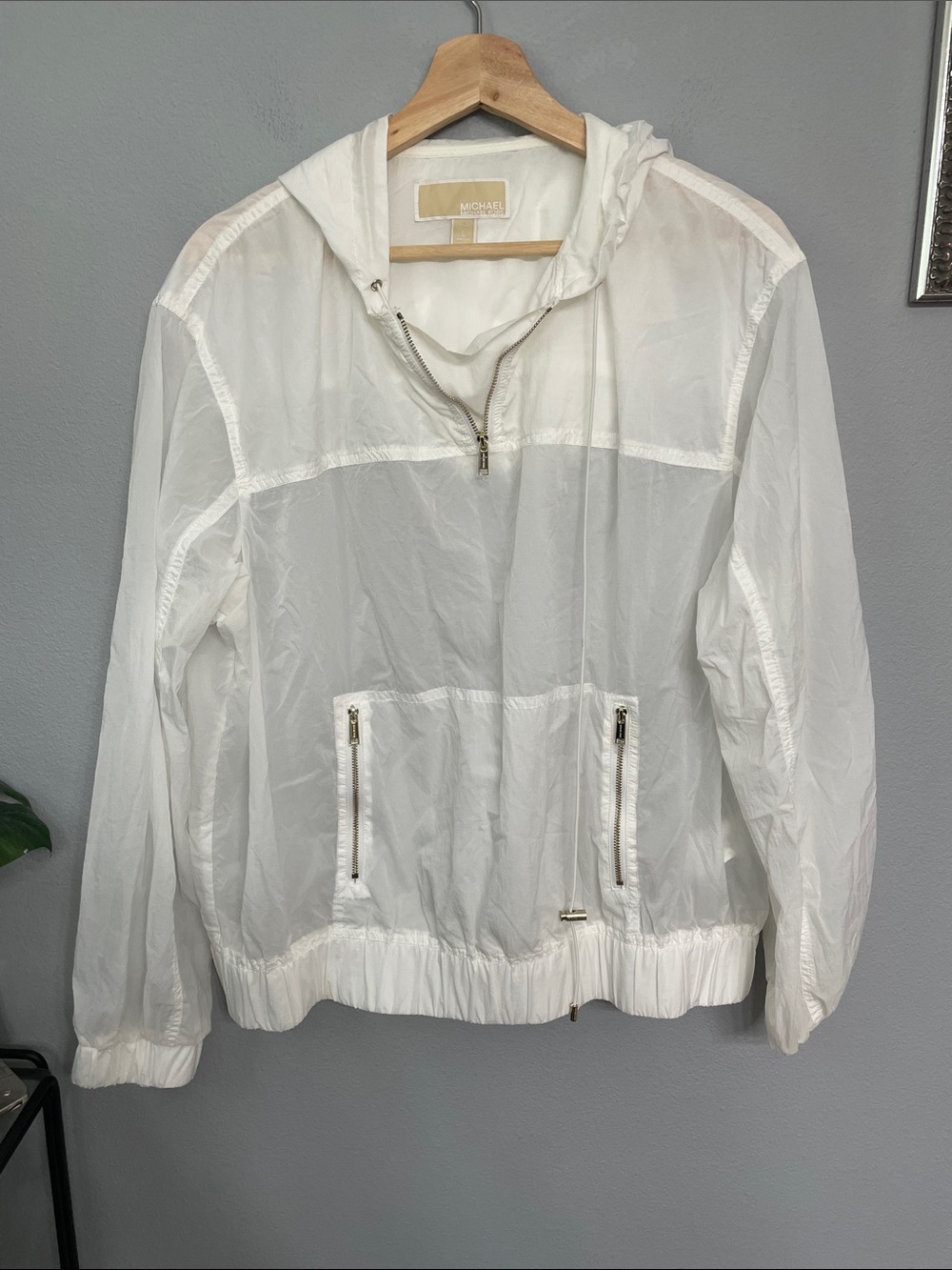 MICHAEL Michael Kors White Hooded Pull Over Anorak Jacket with gold zippers